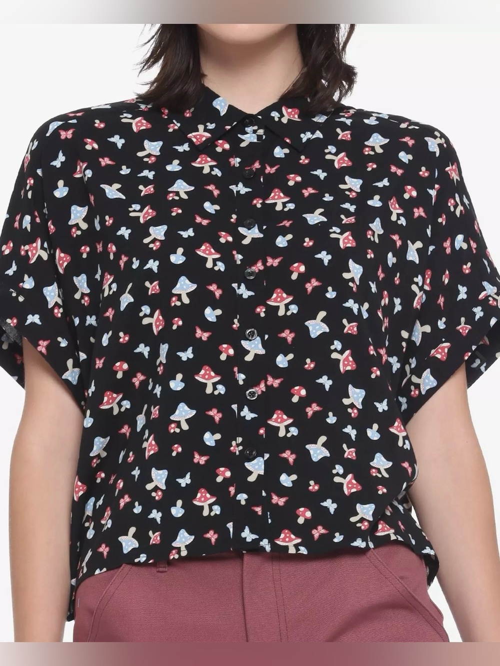 NWT Hot Topic Black Mushroom Butterfly Woven Boxy Button Front Crop Shirt sz L
